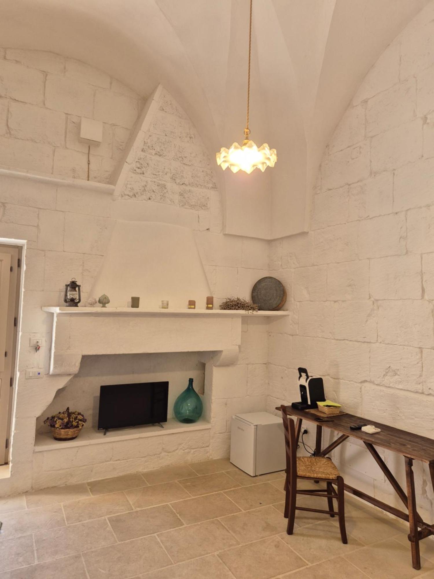 Casa Frea Dimora Storica Acomodação com café da manhã Martano Exterior foto
